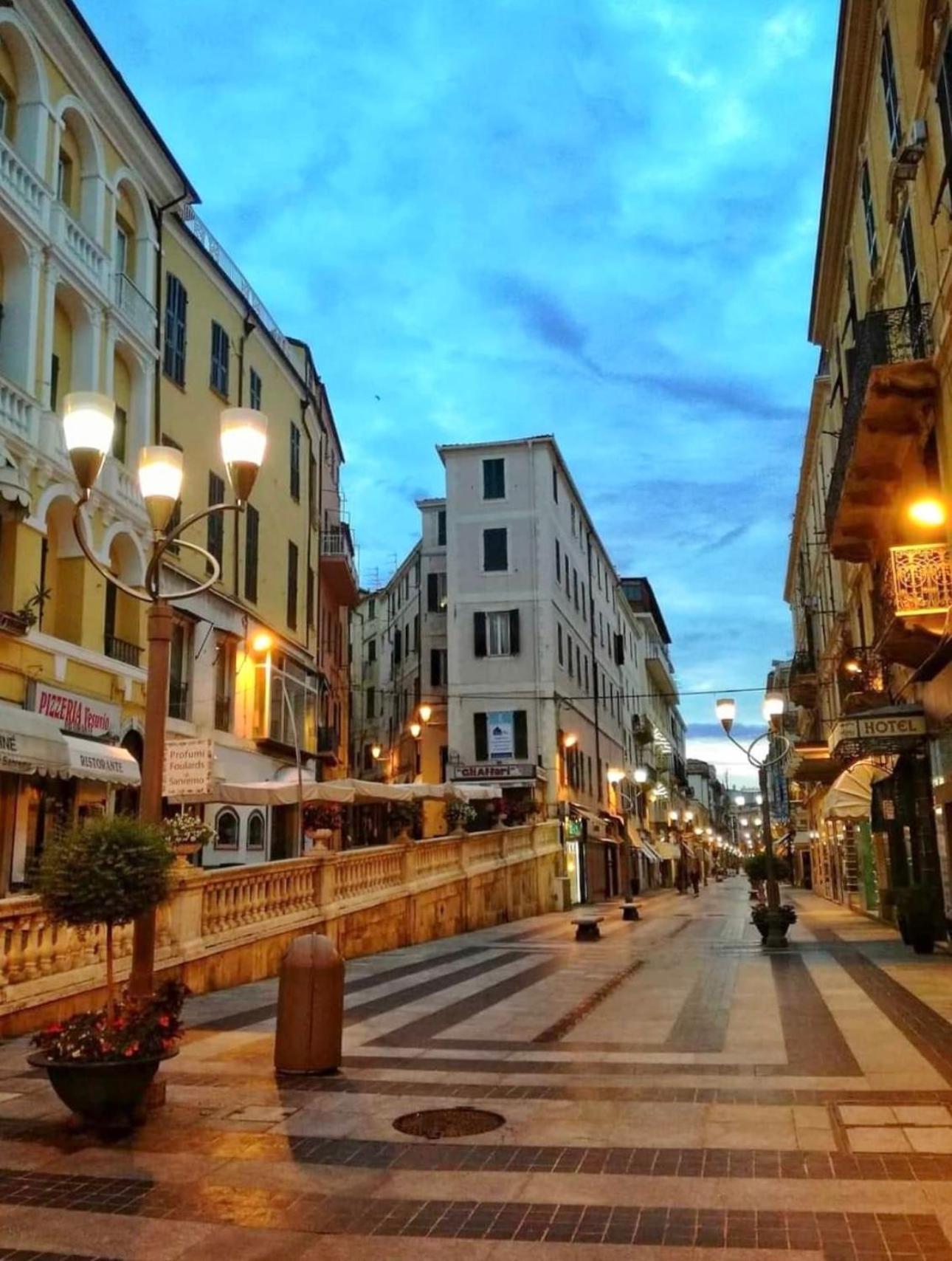 Casa Girasole Sanremo Centro Apartment Exterior photo